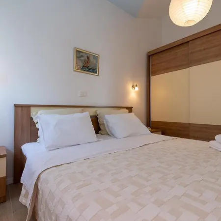 Apartments Barba Maslenica Exterior photo