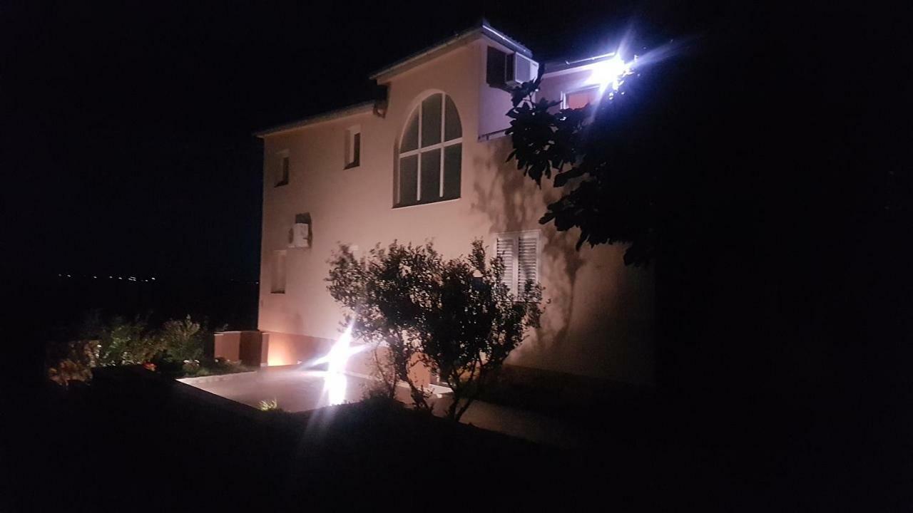 Barba Apartment *